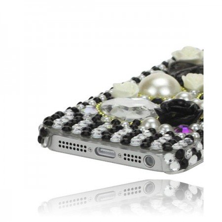 Coque Noire en Relief pour iPhone 5