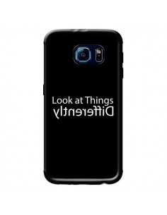 Coque Look at Different Things White pour Samsung Galaxy...