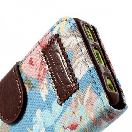 Etui Portefeuille en Jean à Fleurs pour iPhone 5C Etui Portefeuille en Jean à Fleurs pour iPhone 5C